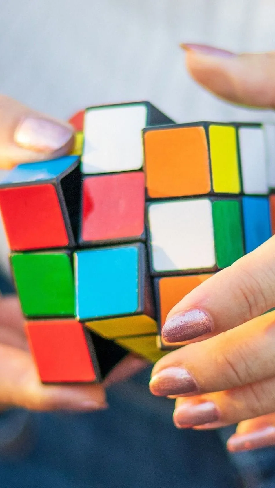 Egy 6 éves kislány írta át a Rubik-kocka történelmét