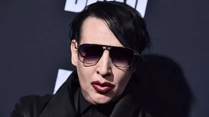 Intim részletek derültek ki Marilyn Manson furcsa hálószobai szokásairól