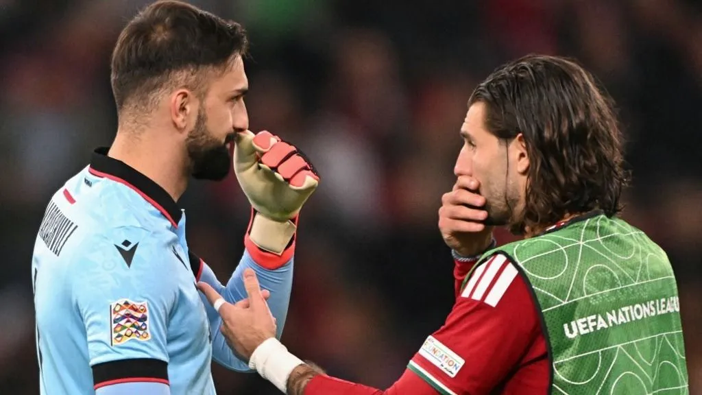 Szoboszlai Dominik és Giorgi Mamardasvili a lefújás után