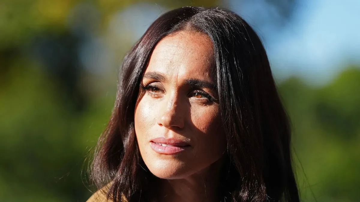 Gyermekpornográfia gyanúja miatt vizsgálják Meghan Markle apját, Thomas Markle-t. Volt felesége súlyos állításokat tett, Meghan korábbi levele is előkerült.