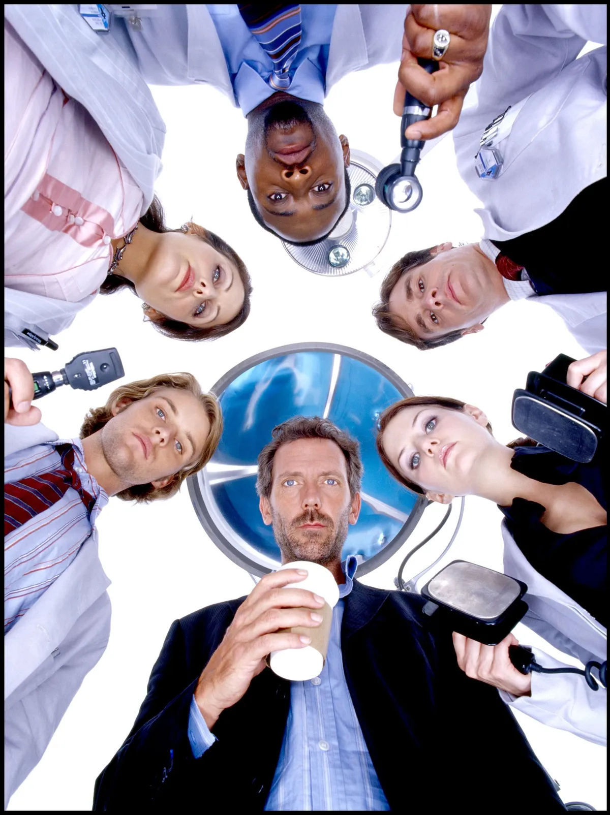 Hugh Laurie és társai, a Doktor House szereplői.